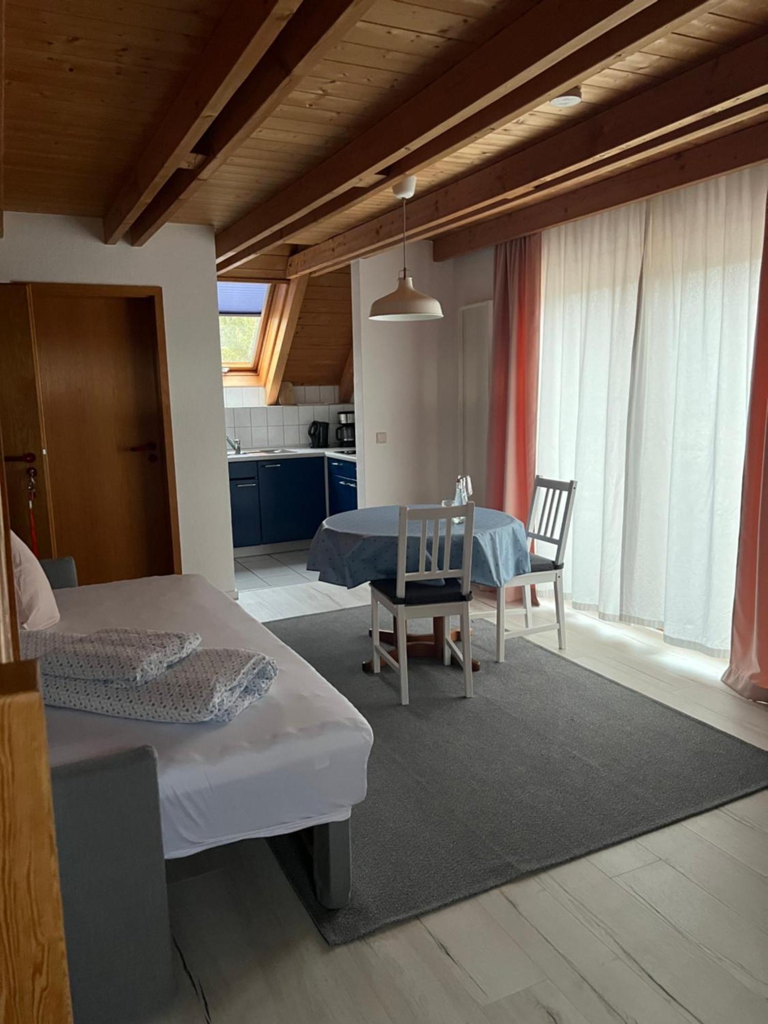Gaestehaus Elisabeth Weisenheim am Sand Экстерьер фото